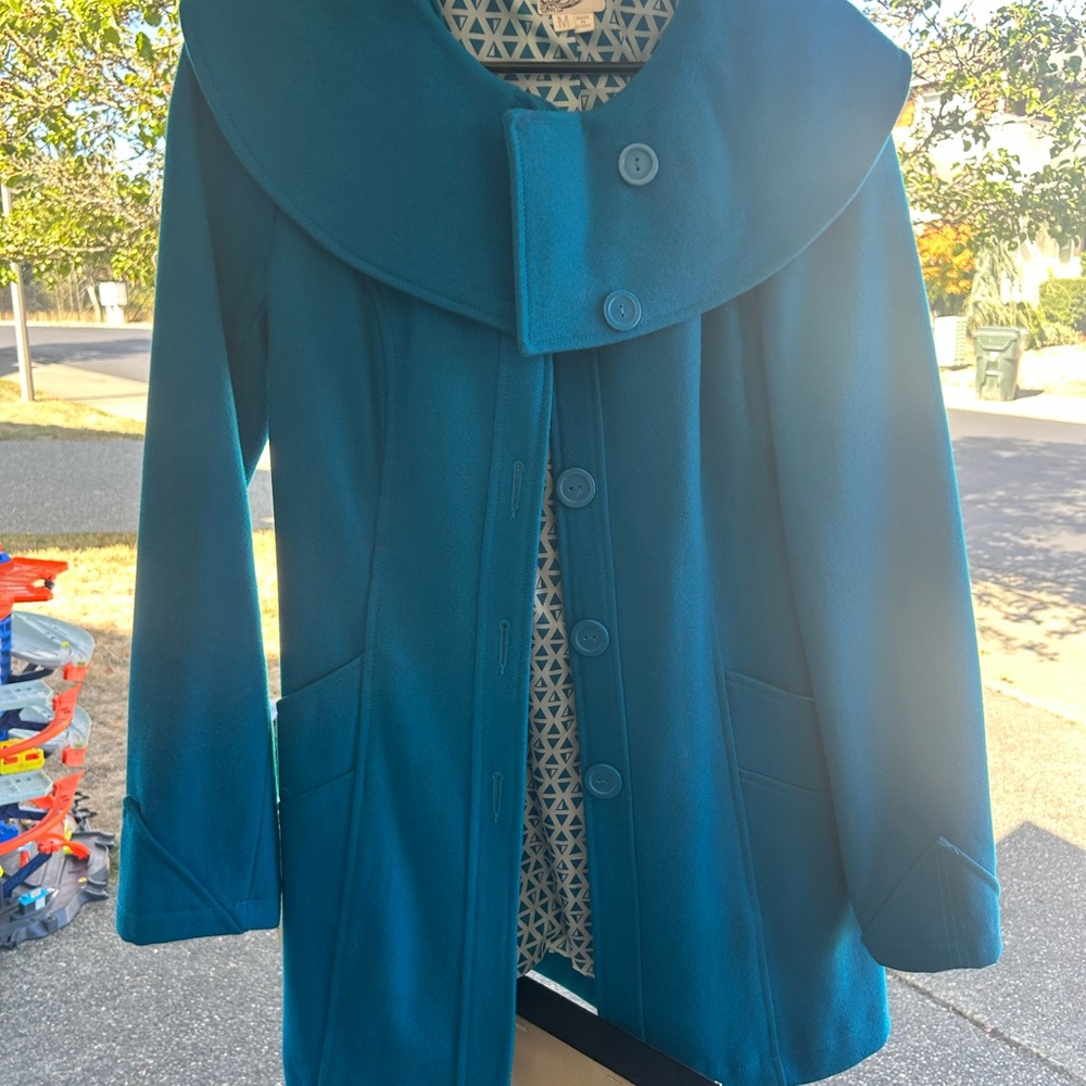 Tulle Women's Blue Pea Coat